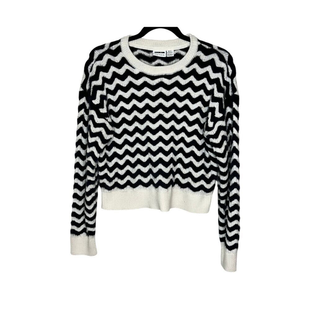 Noisy May Sweater Womens L Black White Zig Zag Chevron Knit Crewneck Long Sleeve